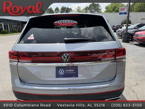 Certified 2024 Volkswagen Atlas SE image 6