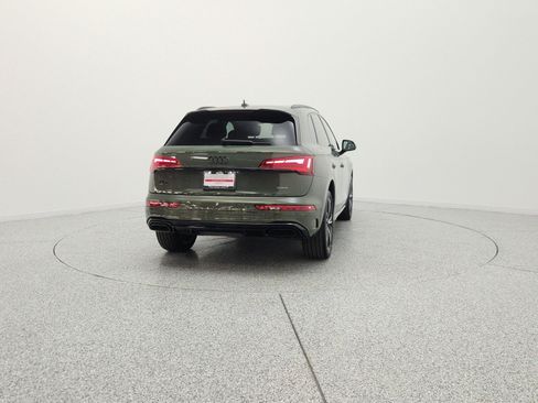 Used 2025 Audi Q5 2.0T Premium Plus w/ Premium Plus Package AWD/4WD image 6