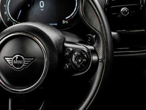 Used 2021 MINI Cooper Clubman S w/ Driver Assistance Package image 17