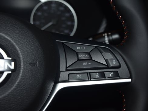 New 2025 Nissan Sentra SR image 7