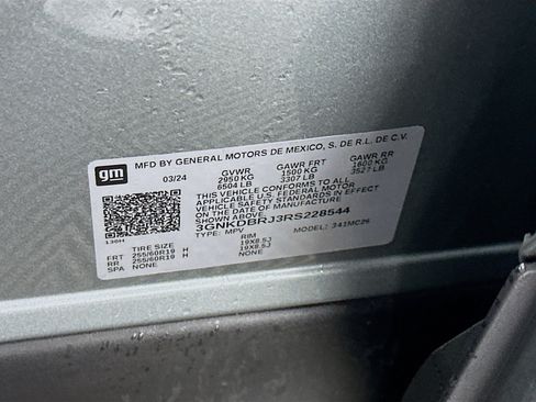 Used 2024 Chevrolet Blazer EV LT AWD/4WD image 12