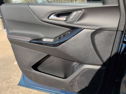 New 2026 Chevrolet Equinox RS w/ LPO, Floor Liner Package FWD image 15