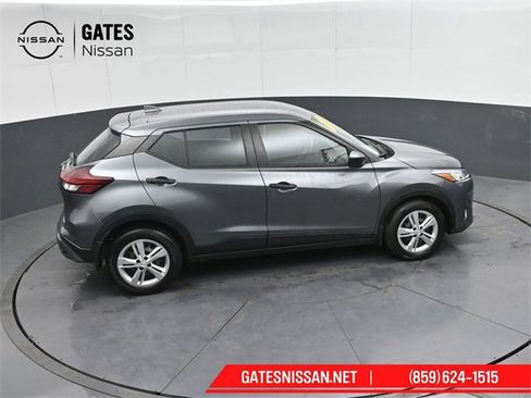 Used 2024 Nissan Kicks S image 45