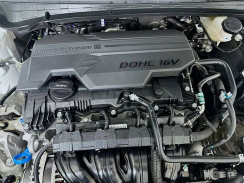 Used 2025 Kia K4 LXS image 32