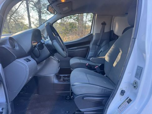 Used 2017 Chevrolet City Express LT image 14