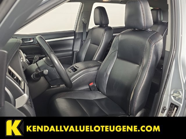 Used 2019 Toyota Highlander XLE w/ Protection Package #3 AWD/4WD image 24