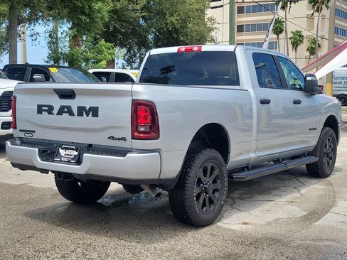 Used 2026 RAM 2500 Big Horn AWD/4WD image 4