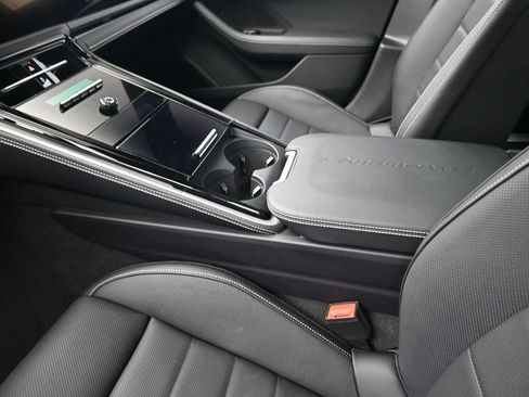 Certified 2024 Porsche Panamera 4 image 22