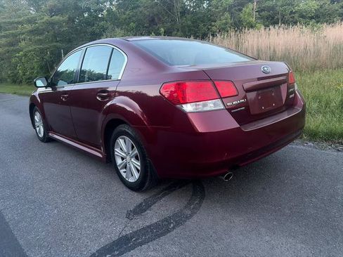 Used 2011 Subaru Legacy 2.5i Premium AWD/4WD image 4