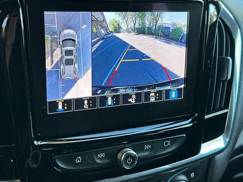 Used 2023 Chevrolet Traverse Premier w/ Redline Edition image 17