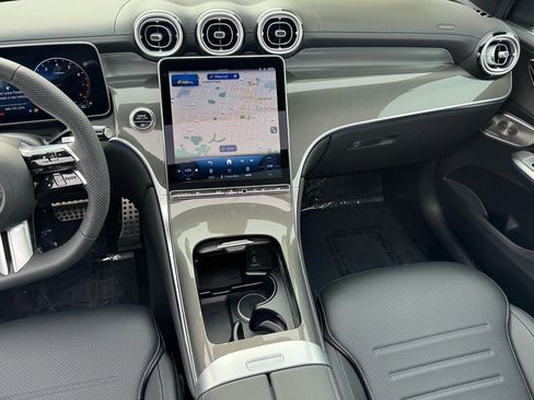 New 2026 Mercedes-Benz GLC 300 image 13