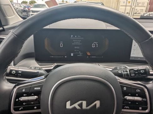 Certified 2024 Kia Sorento S w/ Panoramic Sunroof Package FWD image 30