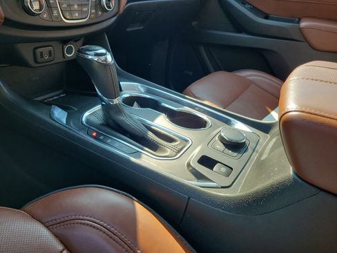 Used 2018 Chevrolet Traverse High Country image 29