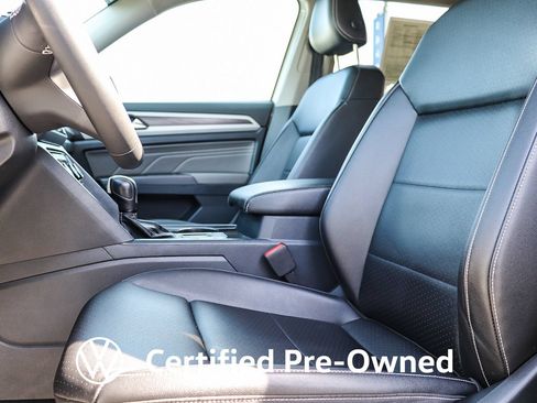 Used 2023 Volkswagen Atlas SE w/ Black Wheel Package FWD image 25