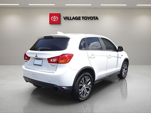 Used 2017 Mitsubishi Outlander Sport LE FWD image 5