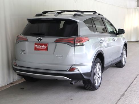 Used 2016 Toyota RAV4 Limited AWD/4WD image 8