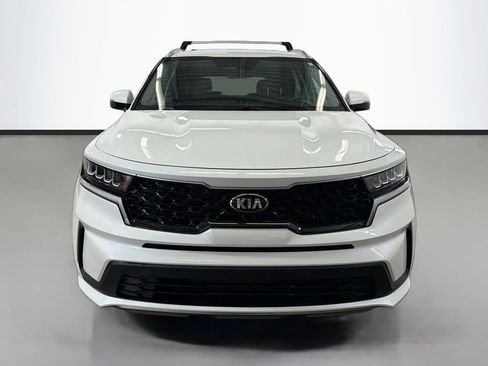 Used 2021 Kia Sorento S FWD image 2