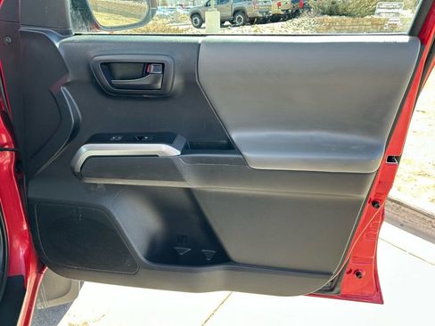 Used 2022 Toyota Tacoma SR5 image 29