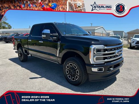 Used 2023 Ford F250 Platinum AWD/4WD image 3