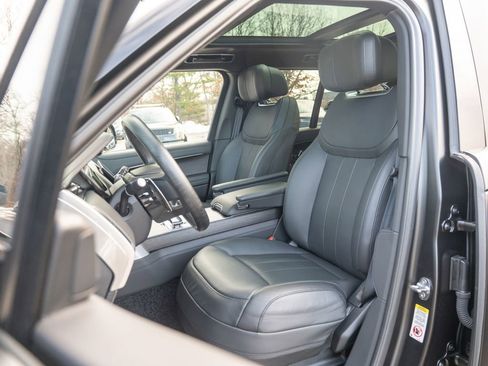 Used 2025 Land Rover Range Rover Autobiography image 20