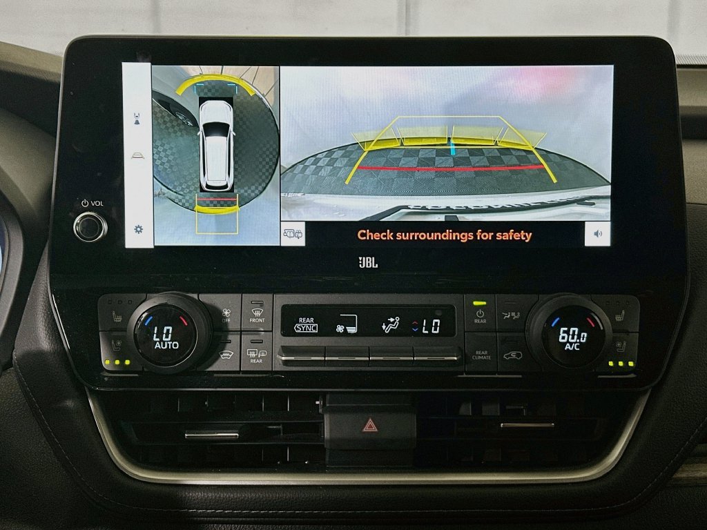 Used 2024 Toyota Grand Highlander AWD Hybrid image 25