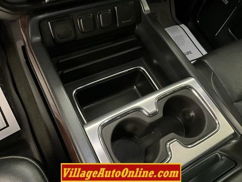 Used 2017 GMC Sierra 1500 SLT w/ SLT Premium Package image 32