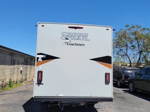 Used 2022 Ford Transit 350 350 HD AWD 2dr 156 in. WB DRW w/ Motorhome Prep Package image 10