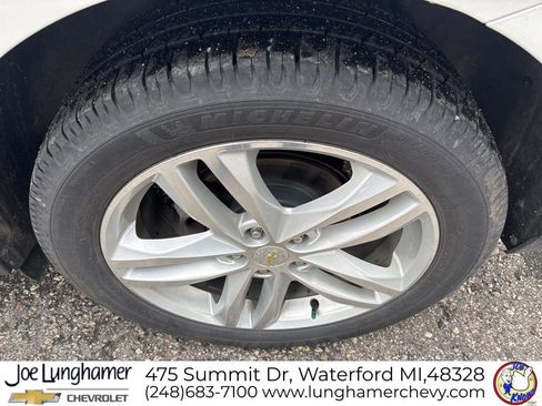 Used 2019 Chevrolet Equinox Premier FWD image 11