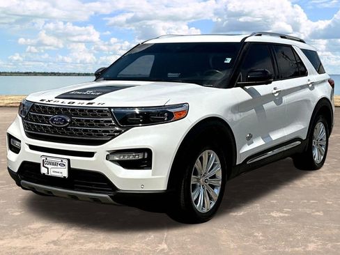 Used 2021 Ford Explorer King Ranch w/ Premium Technology Package AWD/4WD image 4