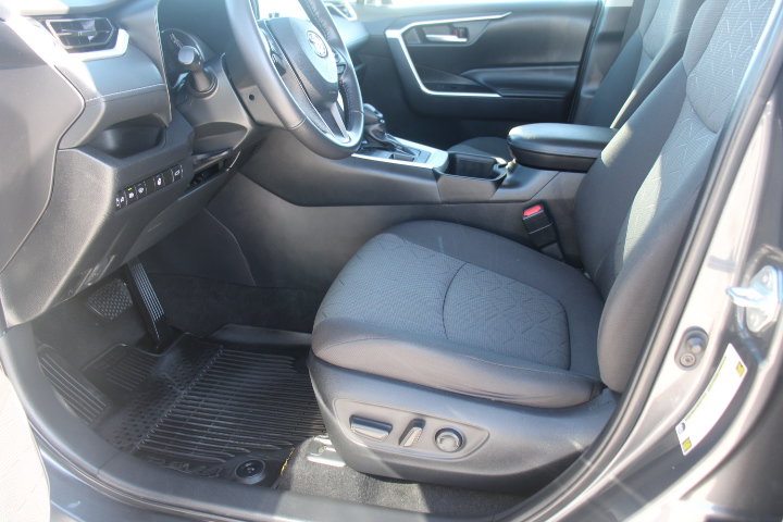 Certified 2023 Toyota RAV4 XLE w/ Convenience Package AWD/4WD image 11