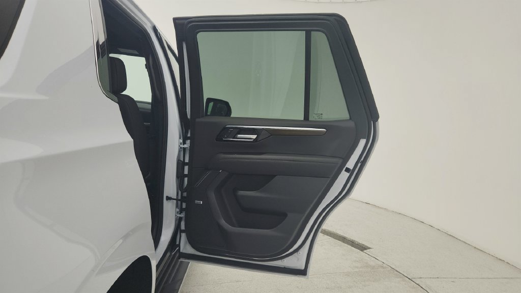 New 2026 Chevrolet Tahoe High Country w/ Sun And Tow Package RWD image 42