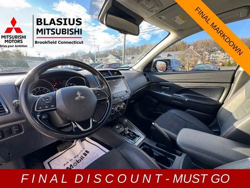 Used 2023 Mitsubishi Outlander Sport ES image 11