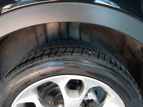 Used 2014 Ford Escape Titanium image 31