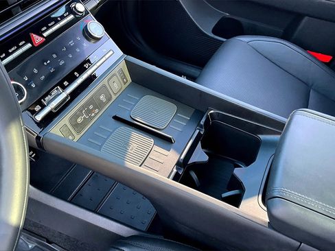 Used 2025 Hyundai Santa Fe Calligraphy image 15