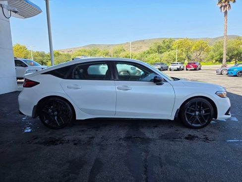Used 2024 Honda Civic Sport image 8