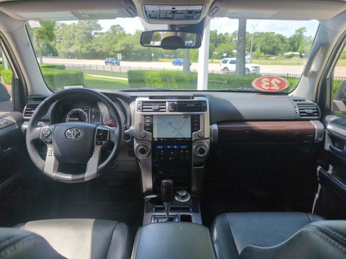 Used 2023 Toyota 4Runner Limited AWD/4WD image 28