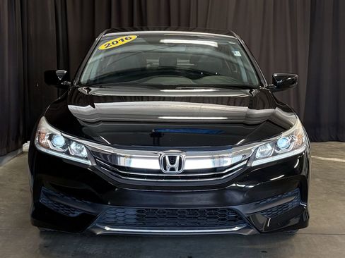Used 2016 Honda Accord LX image 3