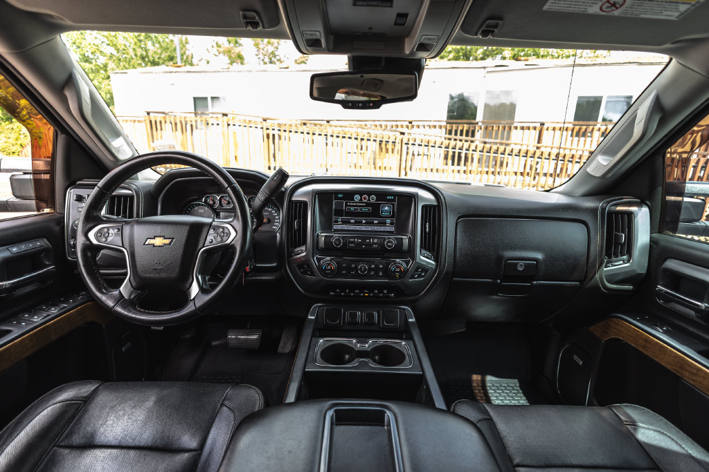 Used 2015 Chevrolet Silverado 2500 LTZ w/ Duramax Plus Package AWD/4WD image 26