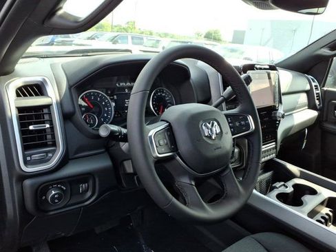 New 2026 RAM 2500 Big Horn AWD/4WD image 6