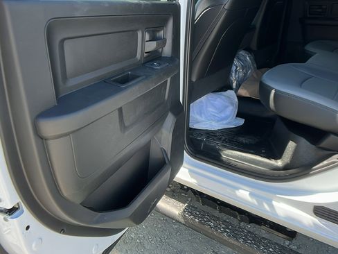 New 2026 RAM 4500 Tradesman w/ Chrome Appearance Group image 19