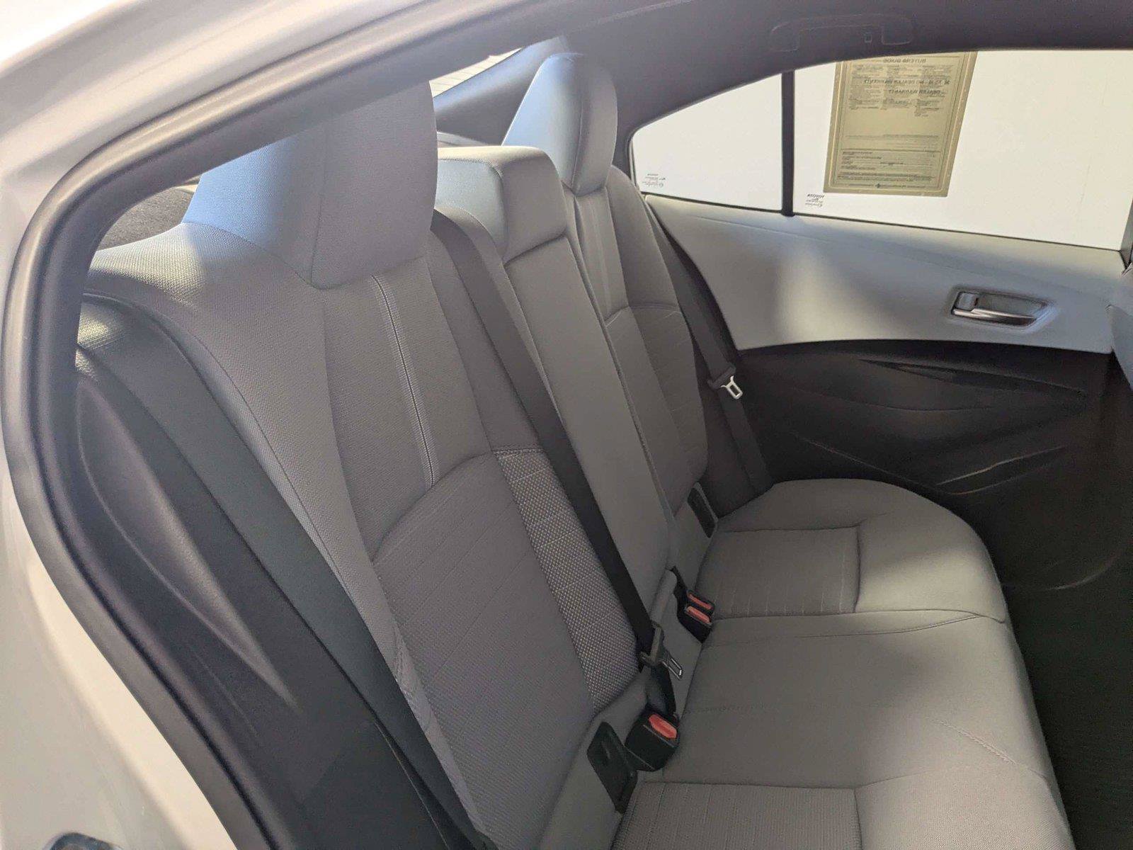 Certified 2026 Toyota Corolla SE w/ SE Package FWD image 30