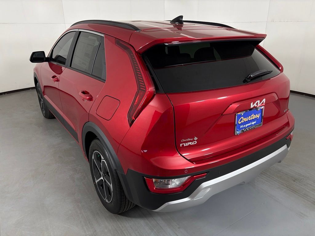 New 2026 Kia Niro EX FWD image 5