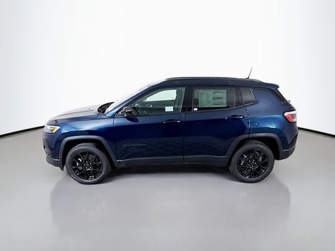 New 2026 Jeep Compass Latitude AWD/4WD image 4