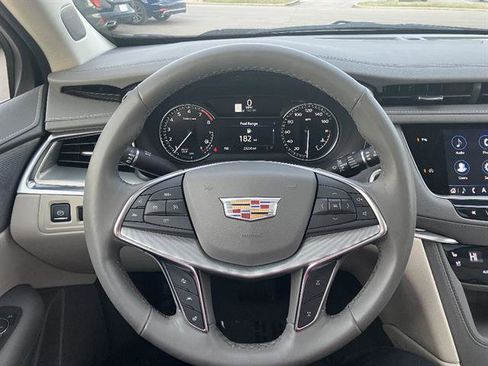 Certified 2022 Cadillac XT5 Premium Luxury image 14