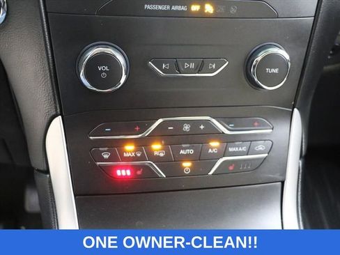 Used 2019 Ford Edge SEL w/ Equipment Group 201A image 22