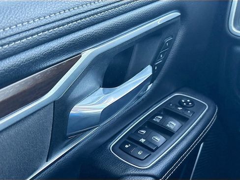 Used 2022 RAM 1500 Laramie w/ Laramie Southwest Edition image 18