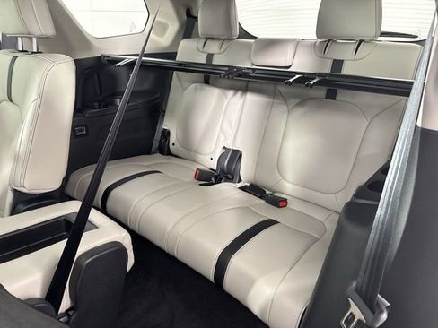 Certified 2026 Honda Pilot Touring image 25