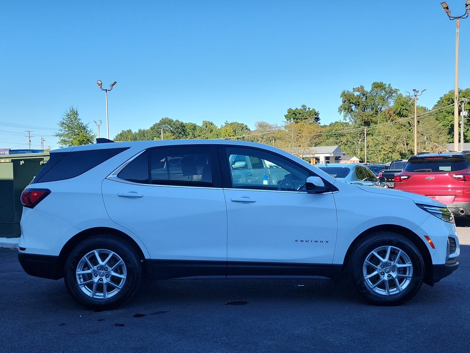 Used 2022 Chevrolet Equinox LT FWD image 6