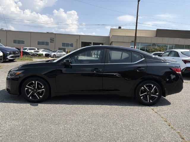 Used 2025 Nissan Sentra SV w/ Trunk Package FWD image 10