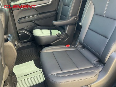 Used 2026 GMC Acadia Elevation w/ Super Cruise Package AWD/4WD image 27